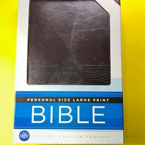 Brand New MEV Large Print Personal Size Bible Imitation Leather Cherry Brown